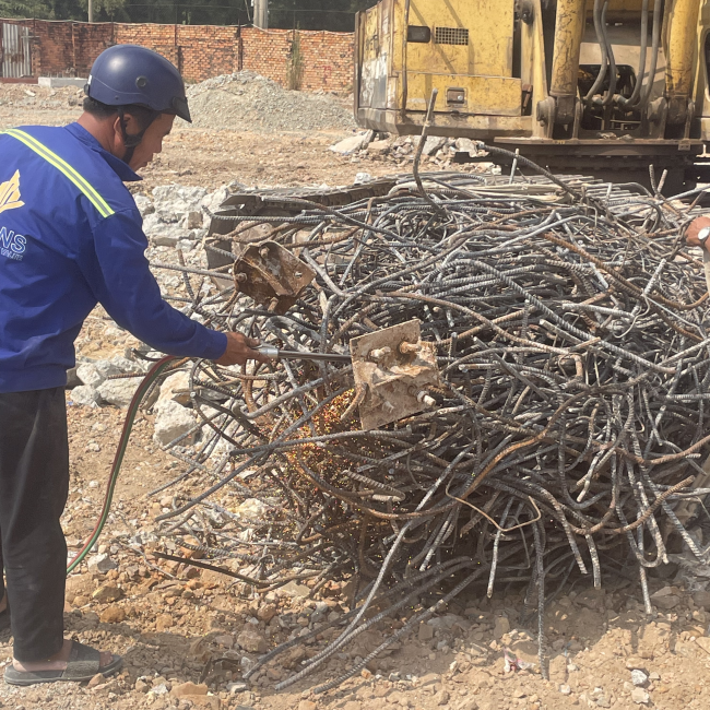 thu mua phế liệu giá cao 24/24 tại tân uyên bình dương sdt 0702555679