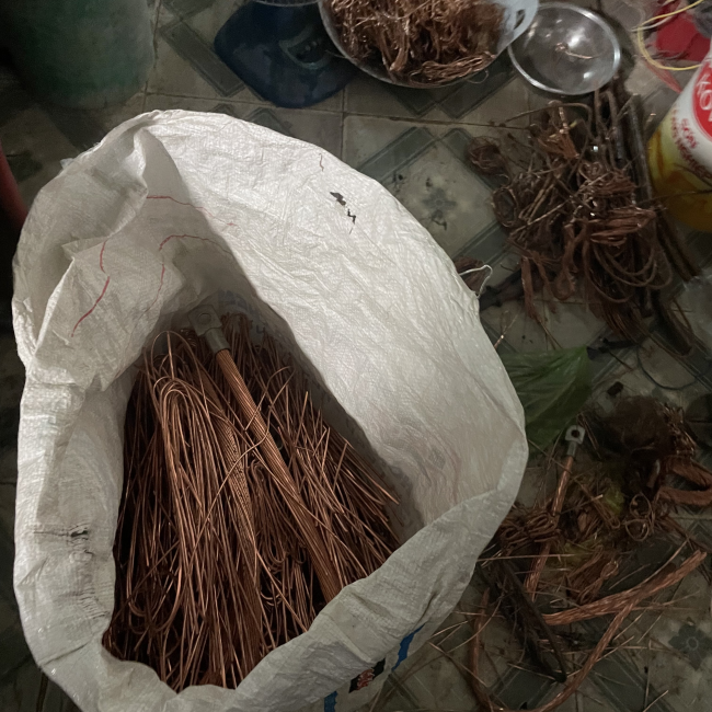 THU MUA HÀNG PHẾ LIỆU CTY THANH LÝ tại tân uyên bình dương